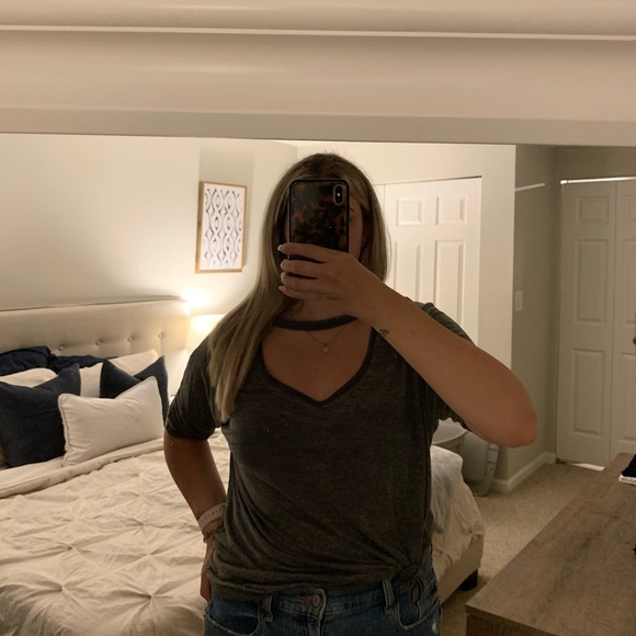 Cutout tshirt - Picture 1 of 2